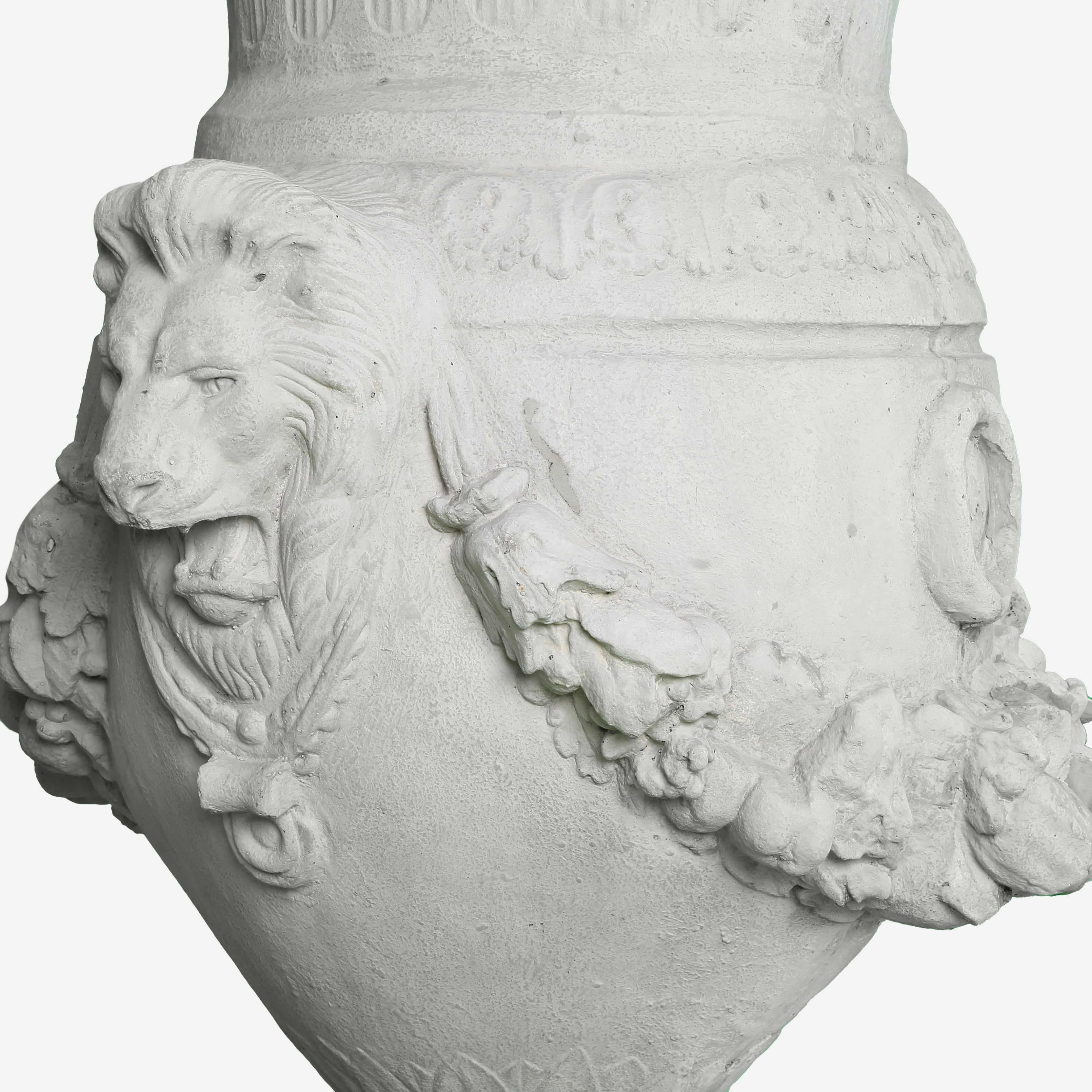 Parisian Fountain Large with Lions