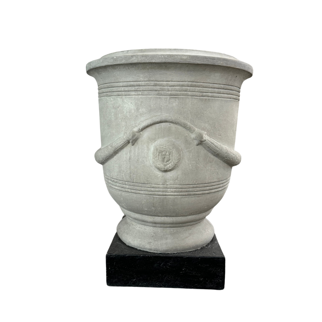 Anduz Fountain Medium