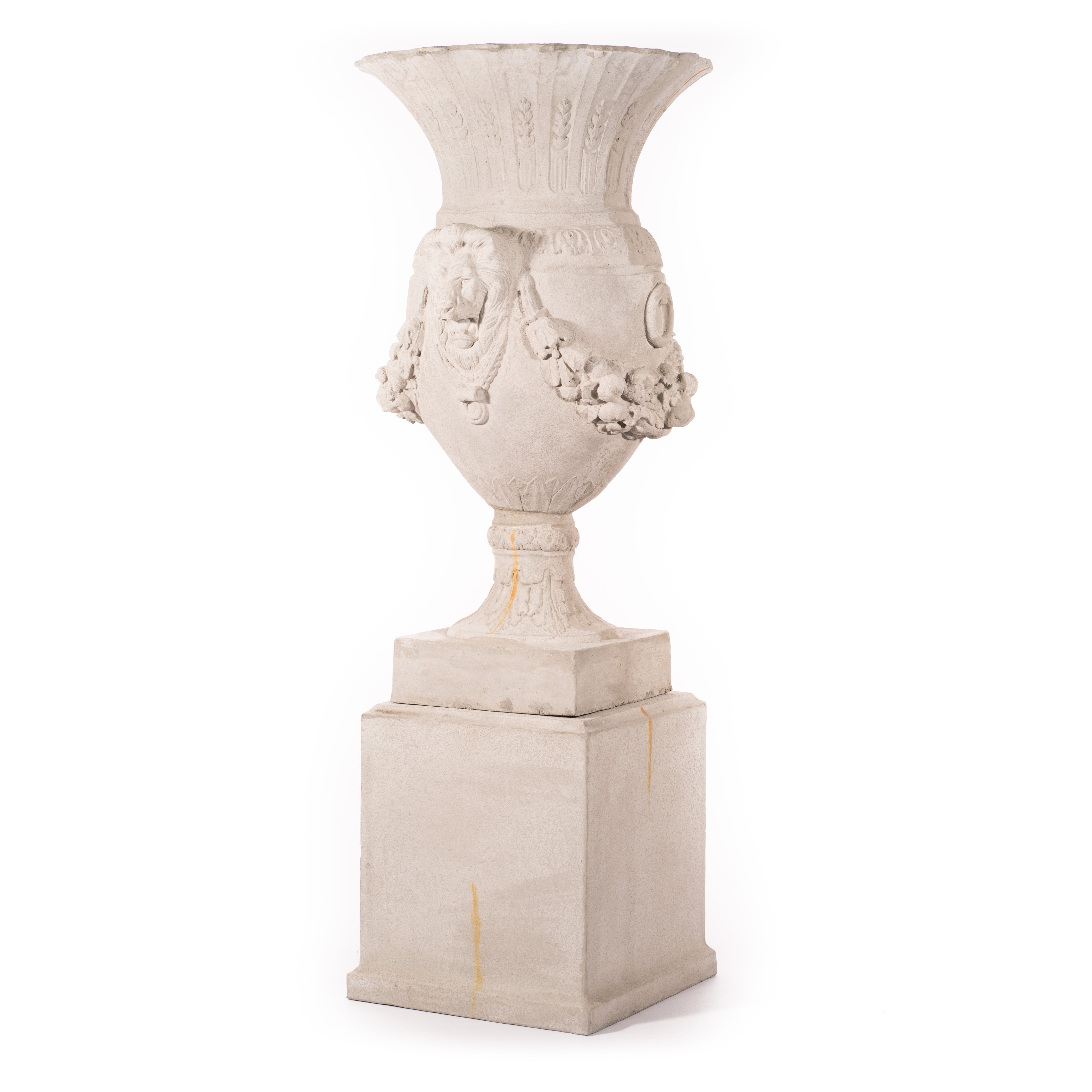 Parisian Urn w/ Lion Model A