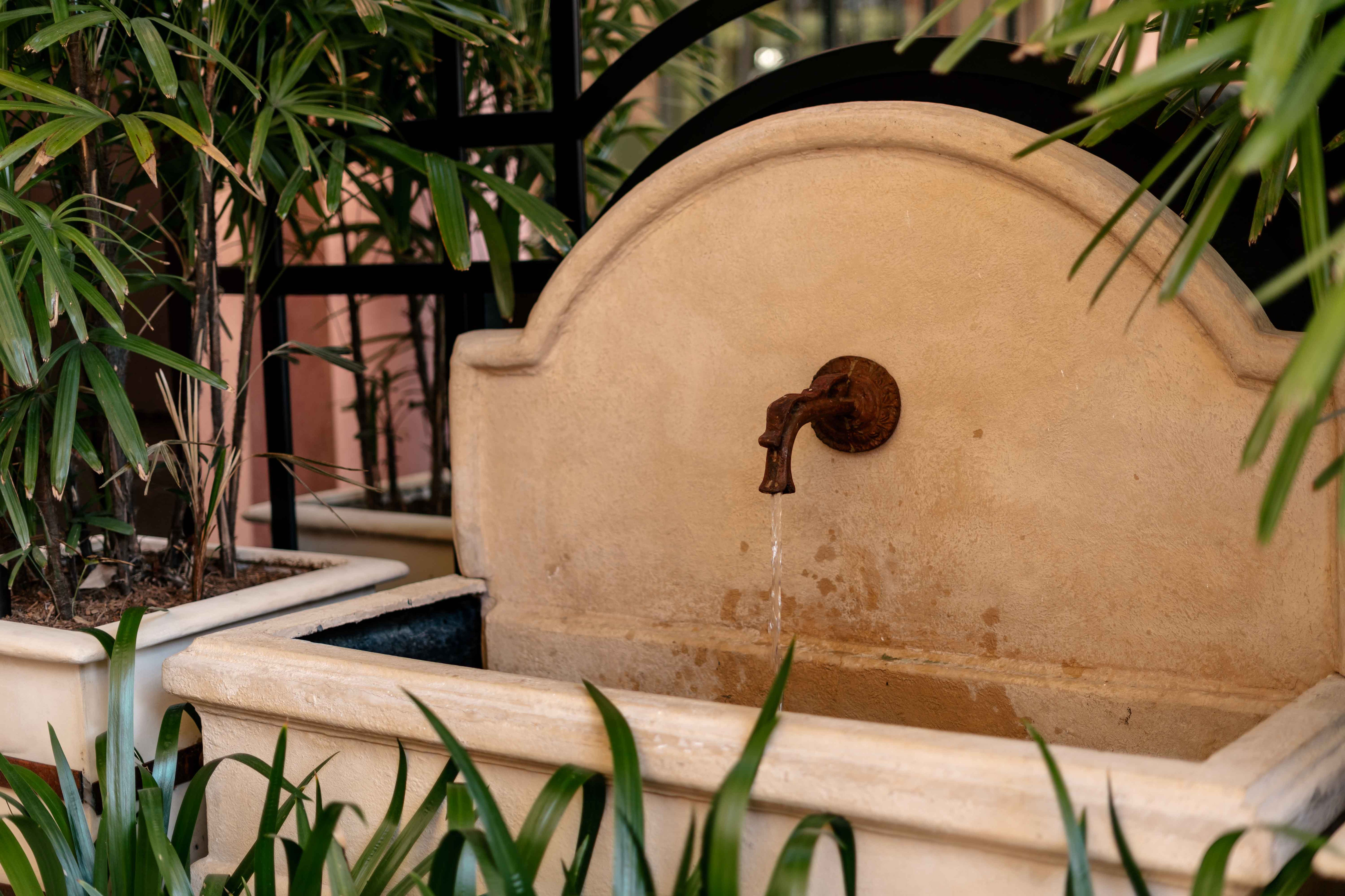 Mediterranean Fountain - Varia Spout