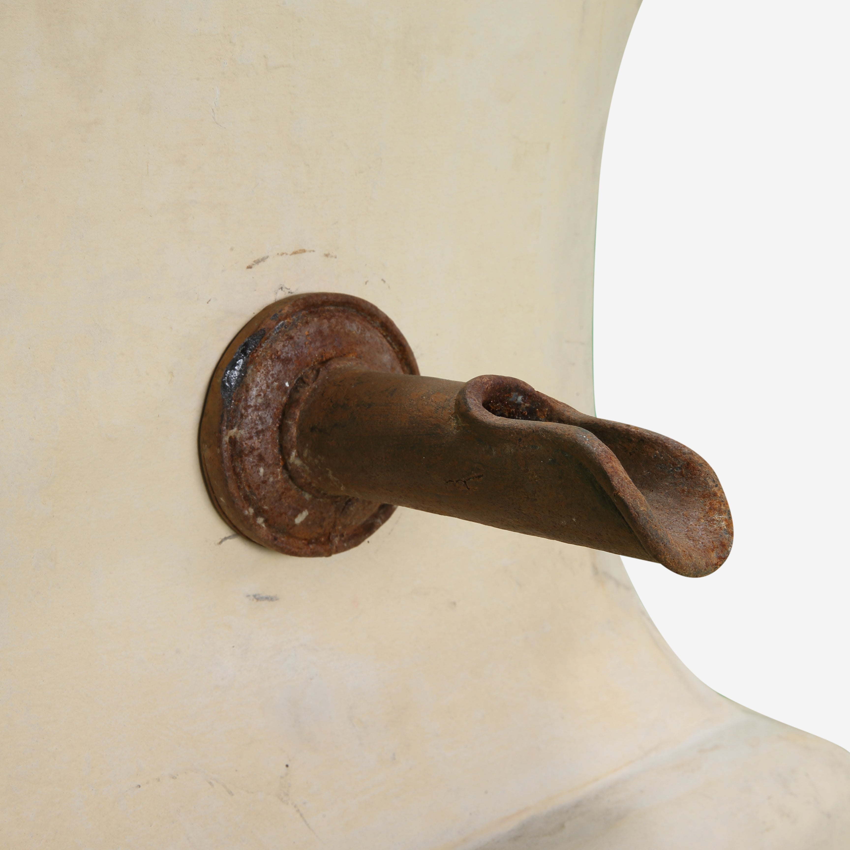 Portobello Fountain with Dusit Spout