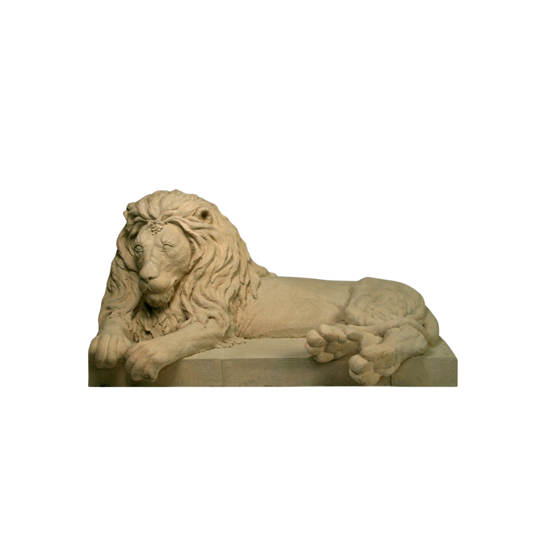 Stone Lion Large~Right Facing