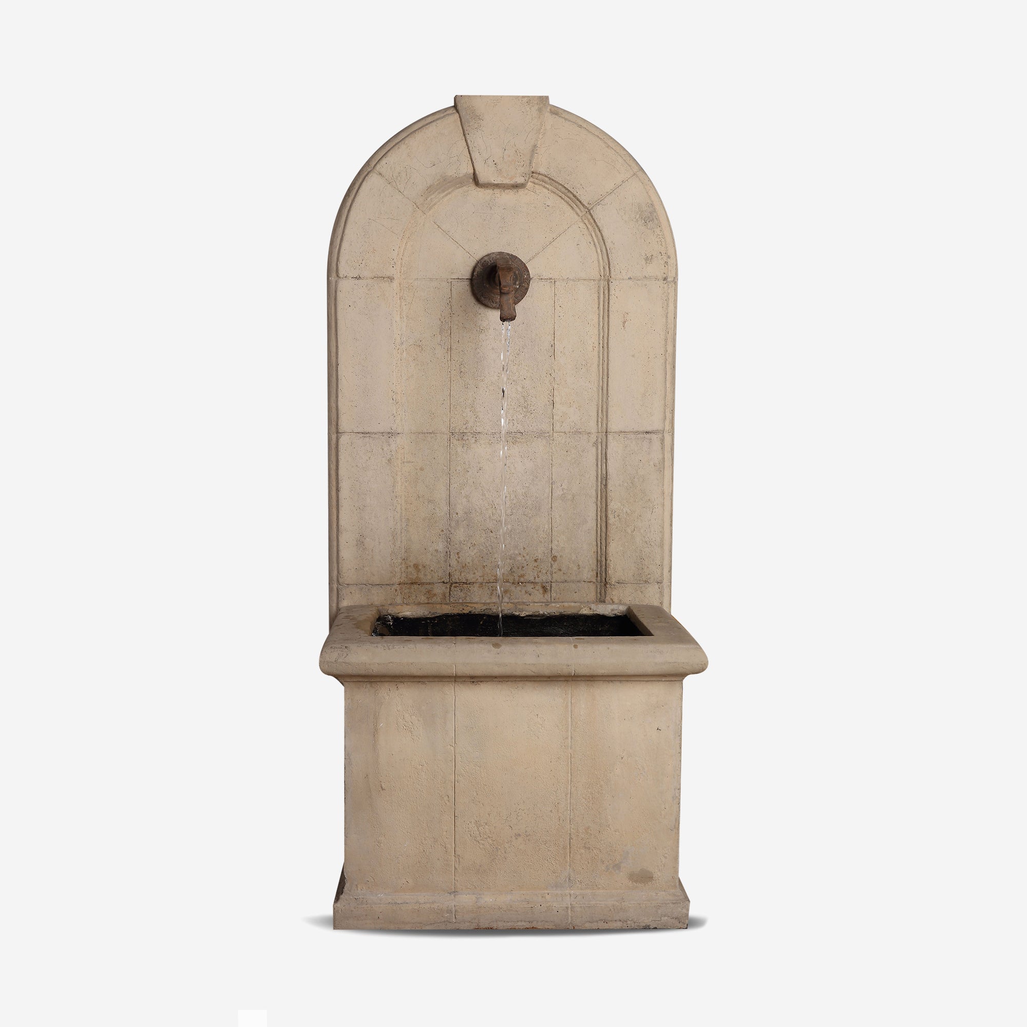 Romano Fountain with Varia Spout